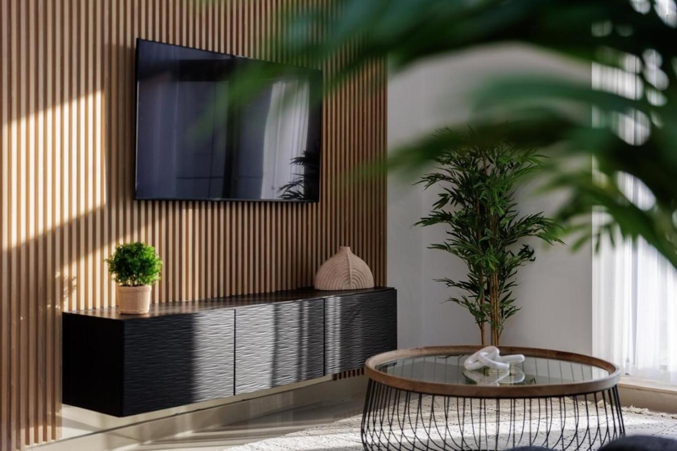 Huge Sky With Panoramic Golf Views Apartment *