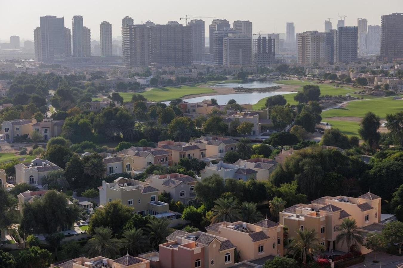 Huge Sky With Panoramic Golf Views Apartment *