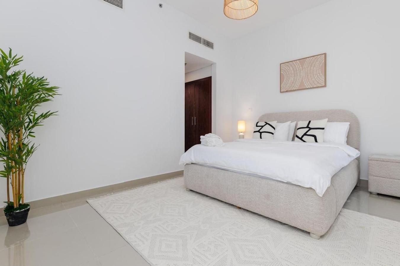 Huge Sky With Panoramic Golf Views Apartment *
